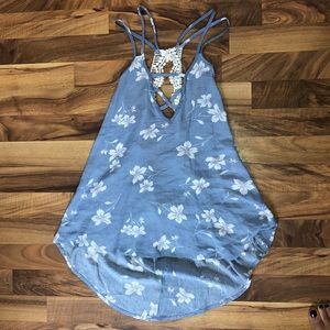 Flowery Day trip tank